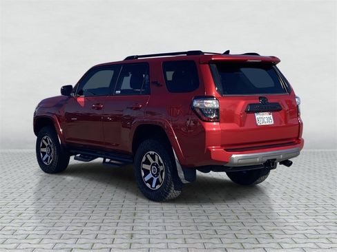 Certified 2020 Toyota 4Runner TRD Off-Road image 4