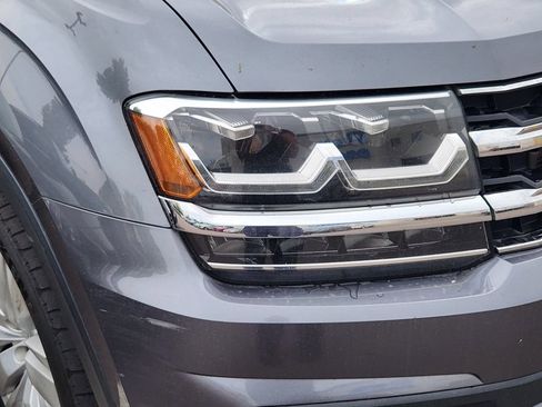 Used 2018 Volkswagen Atlas SEL Premium AWD/4WD image 5