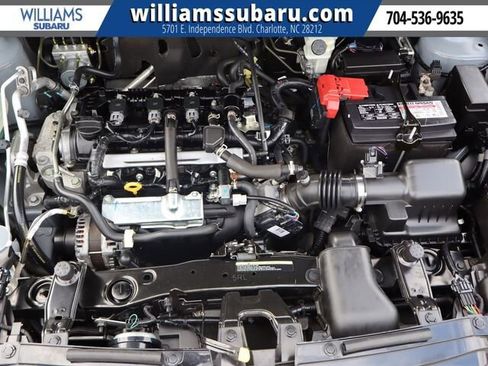 Used 2021 Nissan Kicks SR image 42