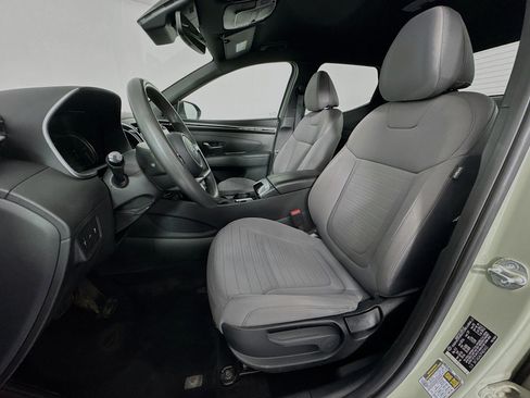Used 2023 Hyundai Santa Cruz SE image 19