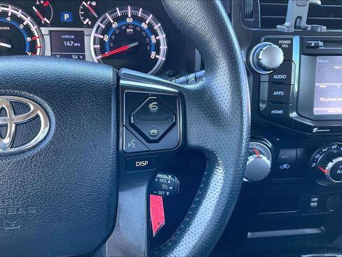 Used 2018 Toyota 4Runner TRD Off-Road image 23