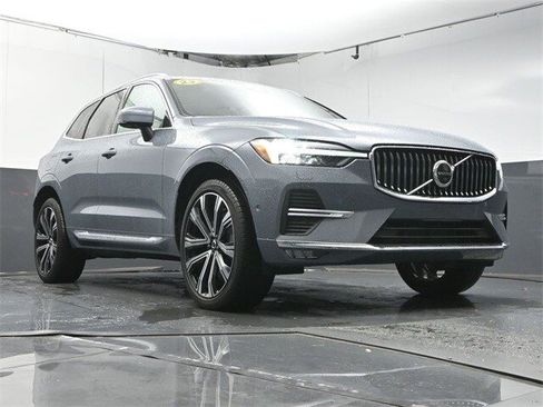 Certified 2023 Volvo XC60 B5 Ultimate w/ Protection Package Premier image 34