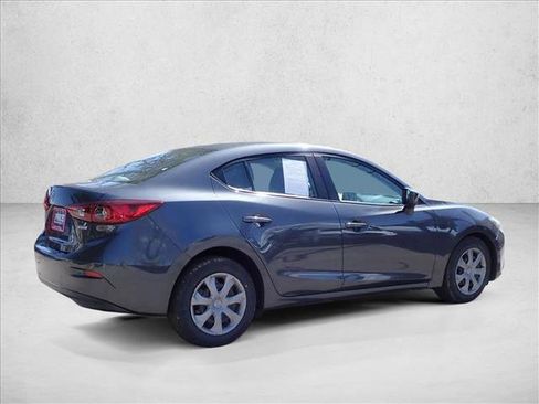 Used 2015 MAZDA MAZDA3 i Sport image 4