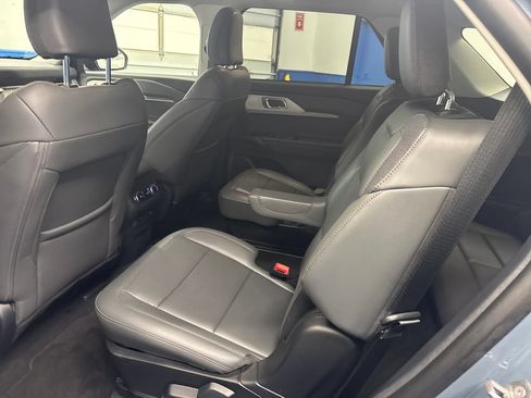 Certified 2026 Ford Explorer Active w/ Active Comfort Package RWD image 26