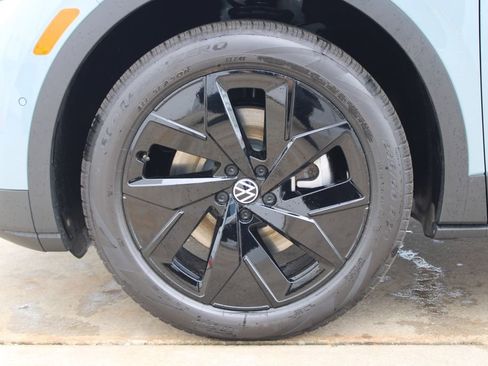 New 2026 Volkswagen ID.4 Pro S image 22