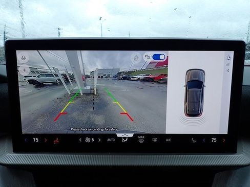 Used 2025 Ford Explorer Active image 24