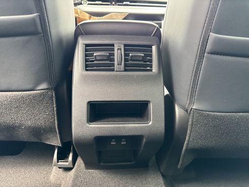 New 2026 Mitsubishi Outlander LE FWD image 29