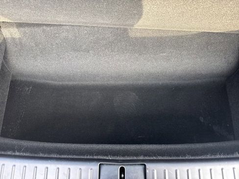 Used 2022 Tesla Model S image 39