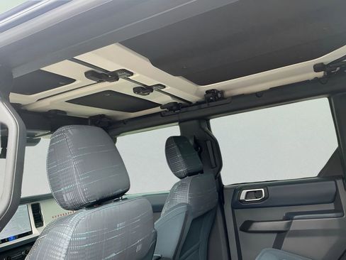 New 2026 Ford Bronco Heritage Edition AWD/4WD image 18