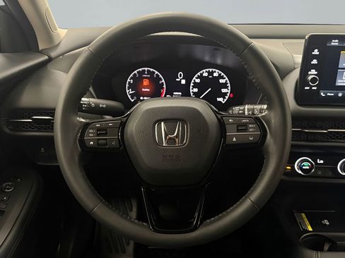 Used 2023 Honda HR-V EX-L image 18