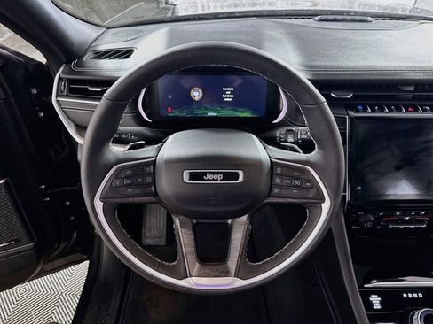 Used 2024 Jeep Grand Cherokee Limited 4xe image 14