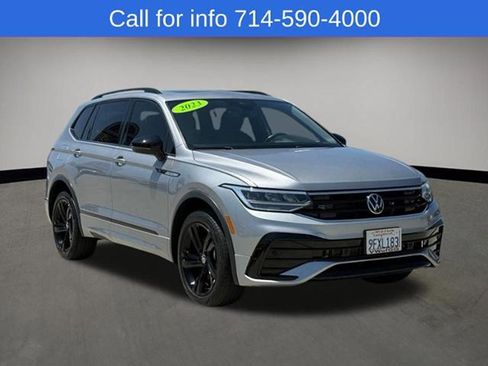 Used 2023 Volkswagen Tiguan SE R-Line FWD image 1