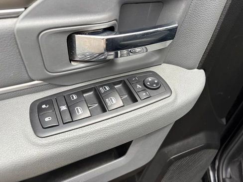 Used 2019 RAM 1500 Classic Warlock AWD/4WD image 13