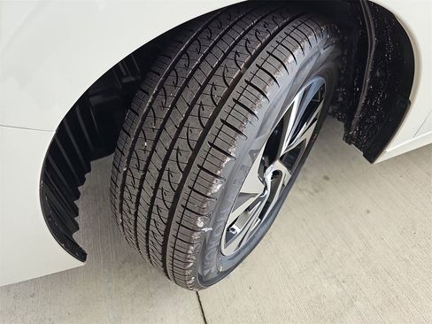 New 2025 Subaru Legacy Premium w/ Popular Package #1A image 32