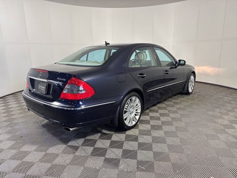 Used 2008 Mercedes-Benz E 350 4MATIC Sedan image 5