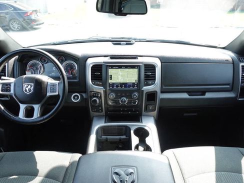 Used 2023 RAM 1500 Warlock AWD/4WD image 39