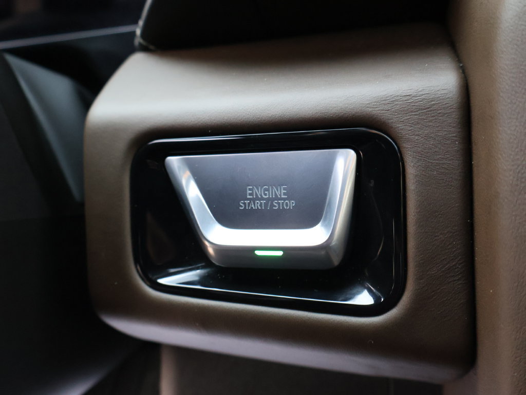 Certified 2026 GMC Yukon Denali Ultimate AWD/4WD image 28