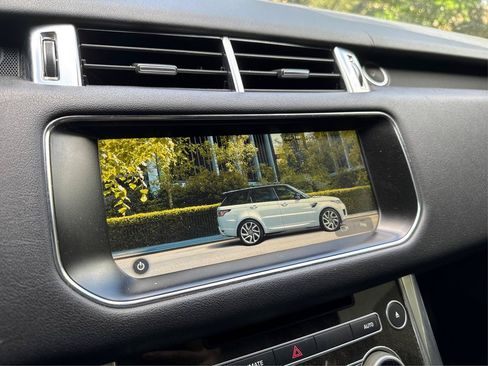 Used 2017 Land Rover Range Rover Sport SE AWD/4WD image 13