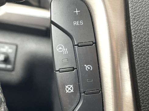 Used 2015 GMC Acadia Denali image 25