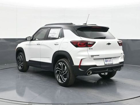 New 2026 Chevrolet TrailBlazer RS w/ Convenience Package AWD/4WD image 9