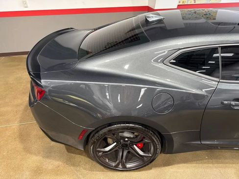 Used 2018 Chevrolet Camaro SS RWD image 54
