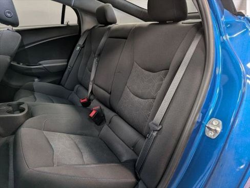 Used 2018 Chevrolet Volt LT image 11