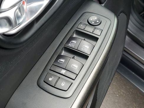 Used 2021 Jeep Cherokee Trailhawk w/ Comfort/Convenience Group image 23