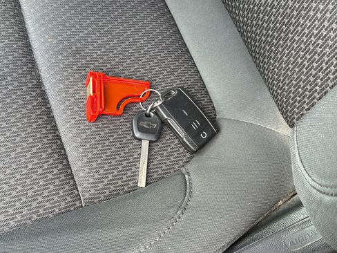 Used 2021 Chevrolet Silverado 1500 Custom image 20