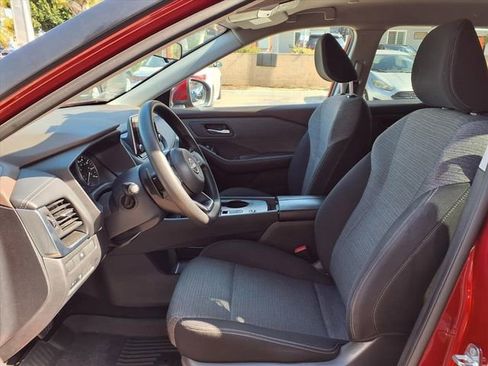 Used 2023 Nissan Rogue SV FWD image 14