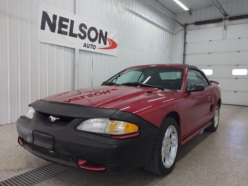 Used 1998 Ford Mustang GT RWD image 5
