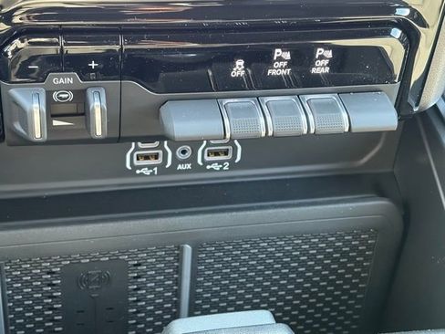 New 2026 RAM 1500 Big Horn AWD/4WD image 22