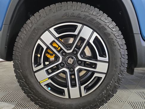 Used 2022 Rivian R1T Launch Edition AWD/4WD image 12