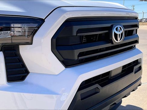 Used 2024 Toyota Tacoma SR image 27