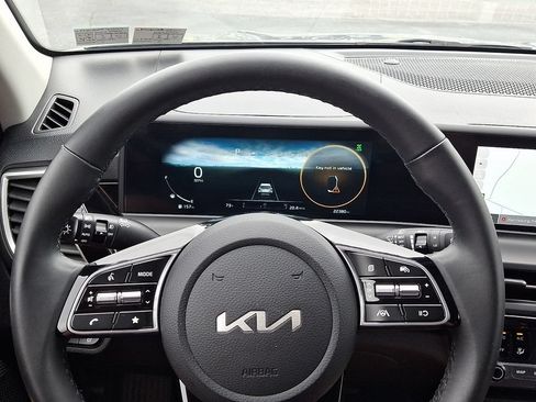 Used 2024 Kia Seltos S AWD/4WD image 19