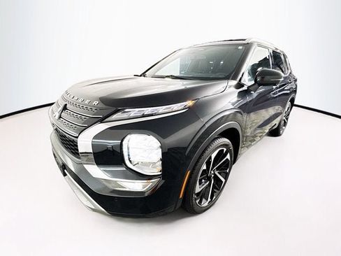 Used 2023 Mitsubishi Outlander SEL AWD/4WD image 1
