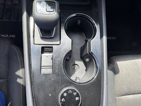 Used 2024 Nissan Rogue SV AWD/4WD image 15