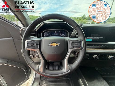 Used 2024 Chevrolet Silverado 2500 LT AWD/4WD image 29