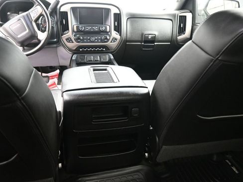 Used 2018 GMC Sierra 1500 Denali image 6