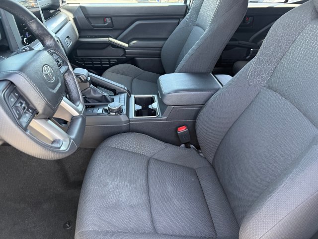 Used 2026 Toyota 4Runner SR5 AWD/4WD image 9