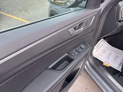 New 2026 Volkswagen Atlas Cross Sport SE image 7