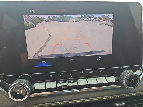 Used 2024 Chevrolet Colorado ZR2 AWD/4WD image 39