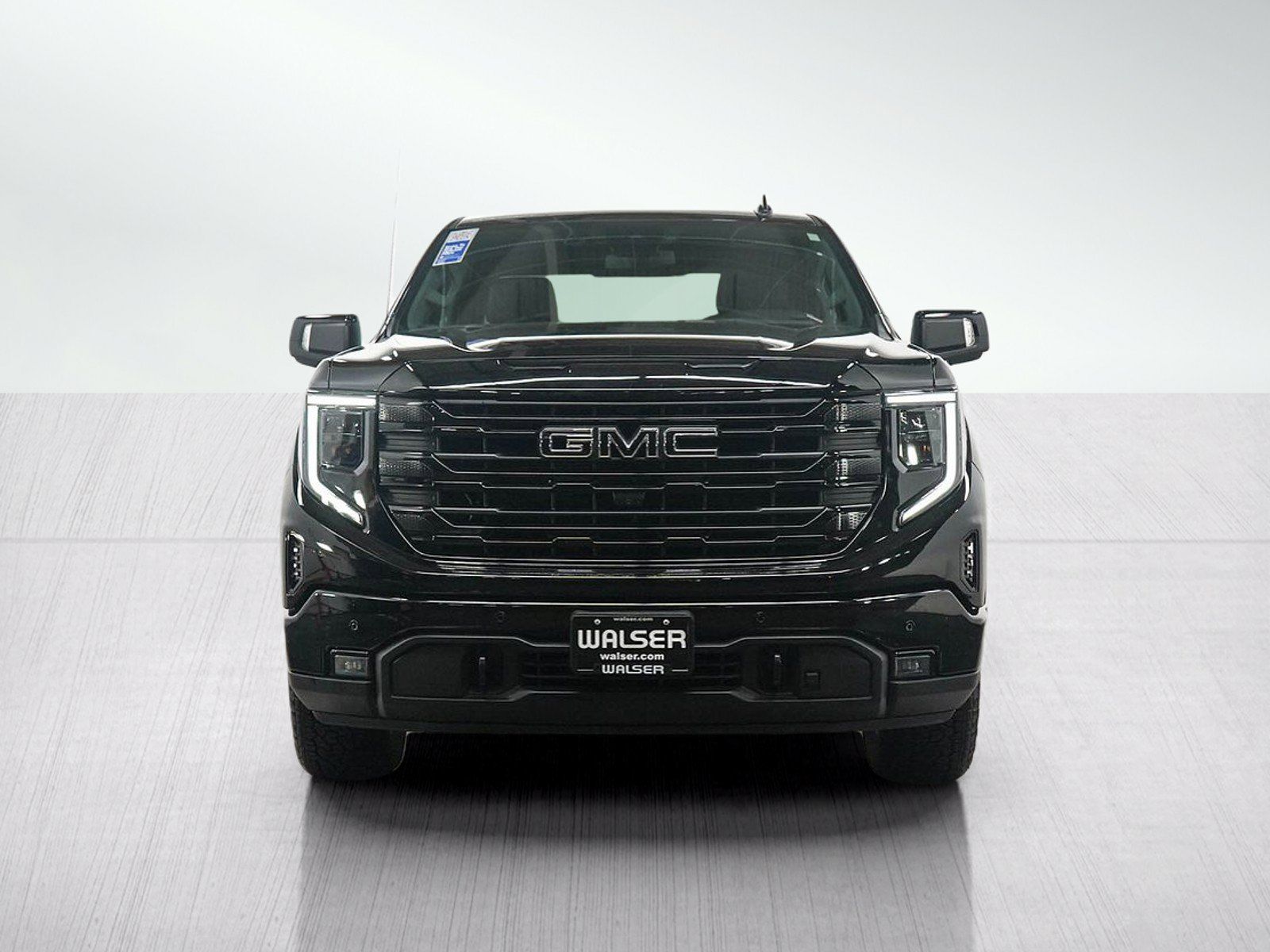 Used 2026 GMC Sierra 1500 Elevation w/ Elevation Premium Package AWD/4WD image 8