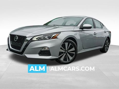 Used 2022 Nissan Altima 2.5 SV FWD image 1