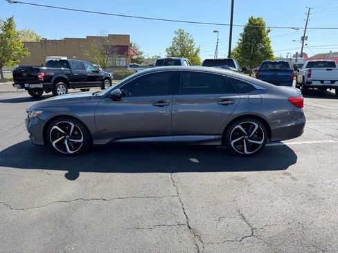 Used 2019 Honda Accord Sport image 4