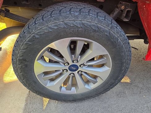 Used 2018 Ford F150 XL w/ Equipment Group 101A Mid AWD/4WD image 5