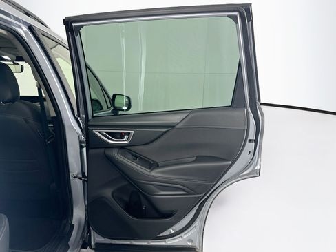 Used 2022 Subaru Forester Premium w/ Popular Package #1 AWD/4WD image 31