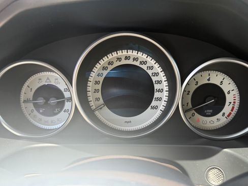 Used 2014 Mercedes-Benz E 350 Sedan image 21