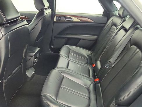 Used 2020 Lincoln MKZ Reserve FWD image 22