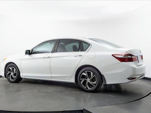 Used 2017 Honda Accord LX image 6