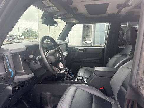 Used 2024 Ford Bronco Black Diamond AWD/4WD image 9